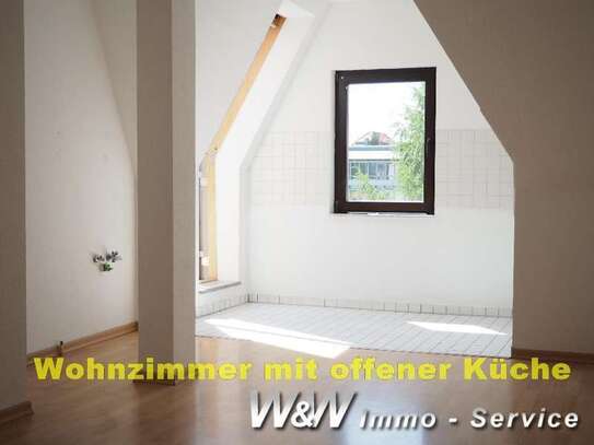 3 Zimmer Dach mit kleinem Balkon