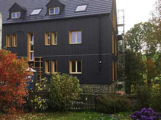 Sonnenwhg mit Blick übers Tal, am Wald, mit Sauna, TV, Stellpl. + Südterrasse