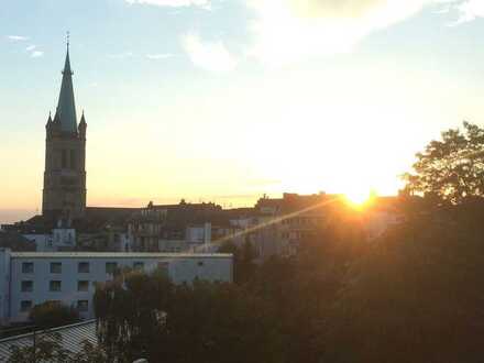 Sonniges Penthouse mit Rooftop/ Sunny penthouse with rooftop