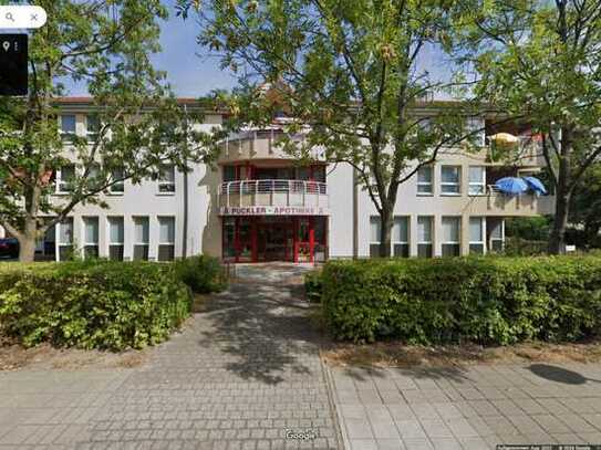 Seniorenwohnung, 1,5-Zimmer-Wohnung mit Balkon und EBK in Cottbus