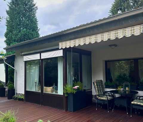 Komfort auf höchstem Niveau! Duplex-Villa in Top-Lage von Bergisch Gladbach