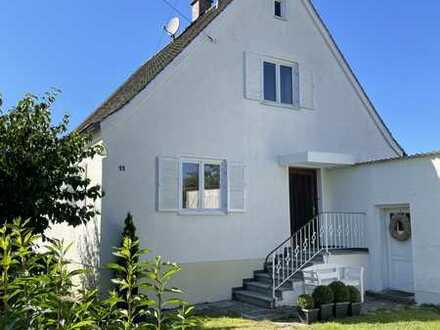 Einfamilienhaus mit schönem Garten in Baar-Ebenhausen