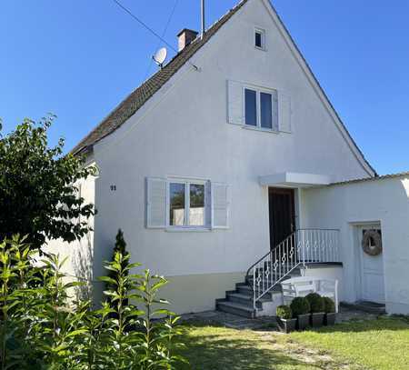 Einfamilienhaus mit schönem Garten in Baar-Ebenhausen