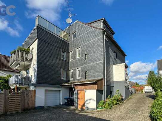 Gepflegtes und voll vermietetes Dreifamilienhaus in Langenfeld – Historischer Charme trifft modernen