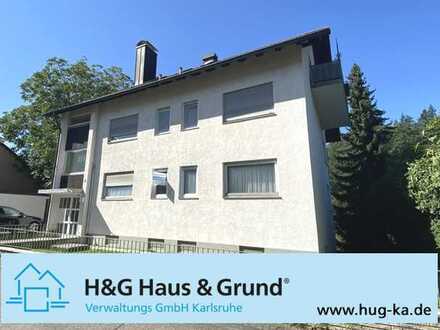 Mehrfamilienhaus mit 4 Einheiten und zwei Garagen in herrlicher Lage von Grünwettersbach!