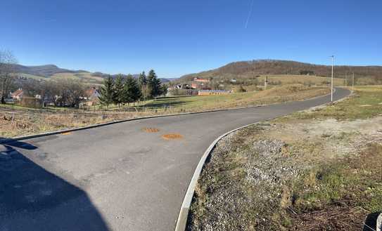 Voll erschlossene Baugrundstücke in bester Südhanglage