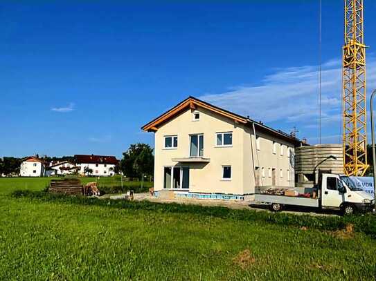 Großzügige Doppelhaushälfte mit unverbautem Bergblick in Bad Feilnbach