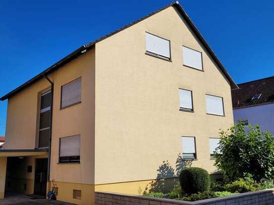 Schöne 4-Zimmer-Wohnung mit Balkon in Eggenstein-Leopoldshafen