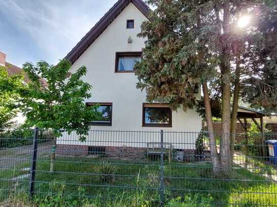 Mehrgenerationen-Haus Bj. 1936 | ca. 190m² Wfl +130m² NF | 3 Bäder | 8 Zi, | Anschlüsse für 3 Küchen