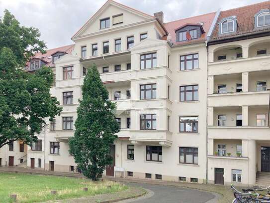 Schöne 3Raumwohnung über 2 Ebenen! Großer Park schräg gegenüber!