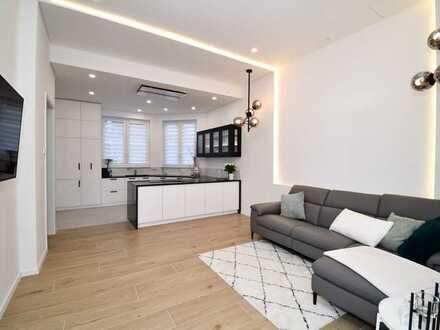 Exklusiver Wohntraum kernsanierte 4 Zimmer Wohnung mit 2 Bädern