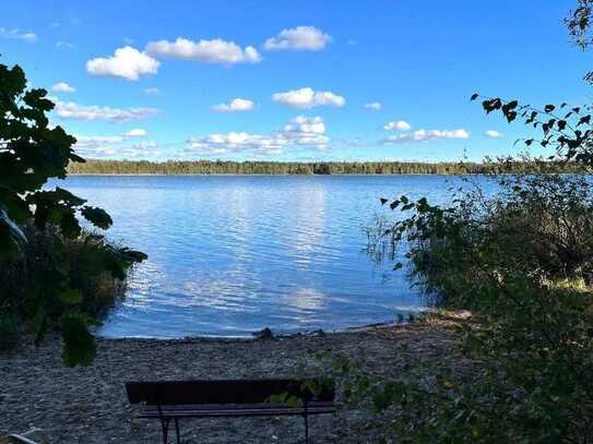 Neuwertiges Freizeithaus nah am See