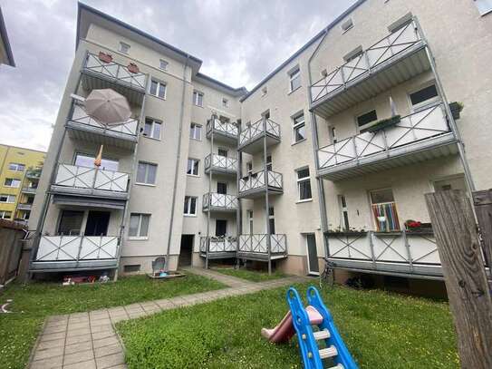 Charmante 2-Zimmer-Wohnung mit Balkon in Magdeburg Stadtfeld Ost