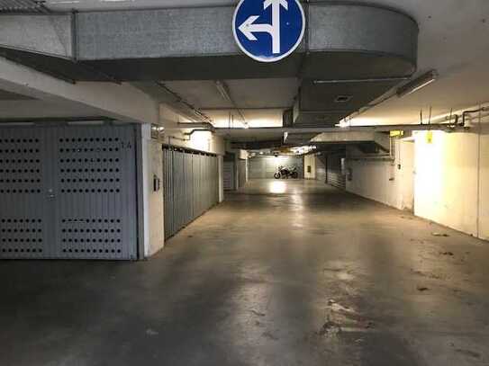 Tiefgaragenstellplatz im Falkenhagener Feld