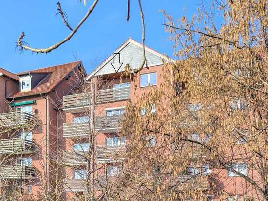 Helle komplett renovierte Wohnung mit Blick Richtung Innenstadt