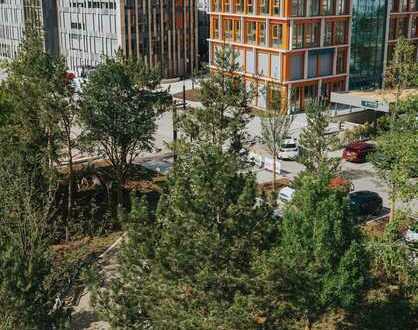 Hochmoderne Büros mit Alpenblick und Dachterrasse