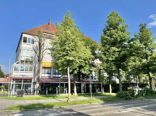NEU am Markt: 2 ZKB-Wohnung mit EBK und TG-Stellplatz in Sichtweite zur Uni - frei ab 01.08.2024