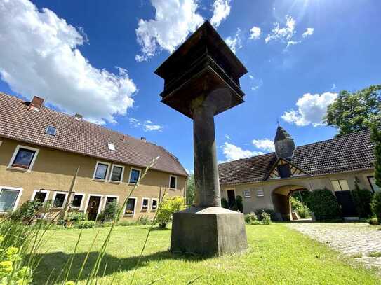 Außergewöhnliche Hofanlage mit mehreren Bestandshäusern, Stallungen und weitläufigem Grundstück