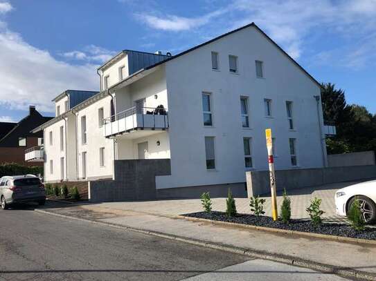 Attraktive Neubauwohnung im Dachgeschoss mit Loggia u. Aufzug in DO-Berghofen