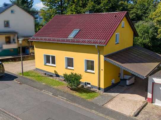 Einfamilienhaus in zentraler Lage in Asbach