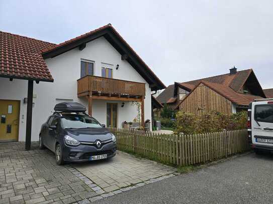 Drei Zimmerwohnung in Mettenheim-Hart, Lk. Mühldorf zu vermiete