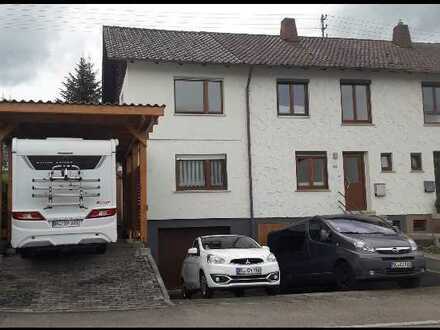 von Privat, Doppelhaushäfte in Balingen, Nähe Zentrum, zu verkaufen VB 418.000 EUR