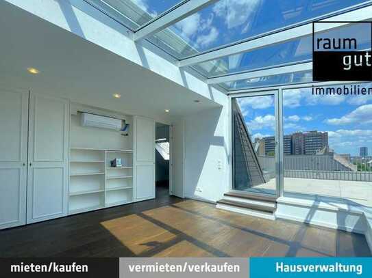 Traumhafte Maisonette über den Dächern von Düsseldorf - riesige Dachterrasse & neue Einbauküche