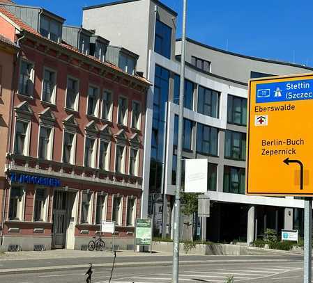 Bernau Zentrum, 1-Raum-Nichtraucher-Wohnung mit EBK im Seitenflügel, keine Haustiere!