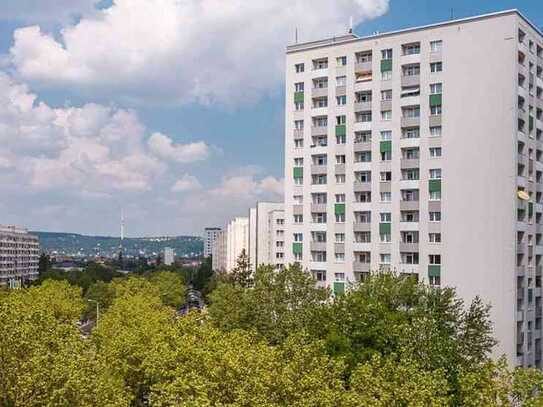 Auf gute Nachbarschaft: Große, freundliche 3-Zimmerwohnung mit Balkon!