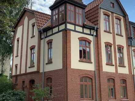 Prachtvoll sanierte Altbauwohnung mit Balkon in Celle/Neuenhäusen