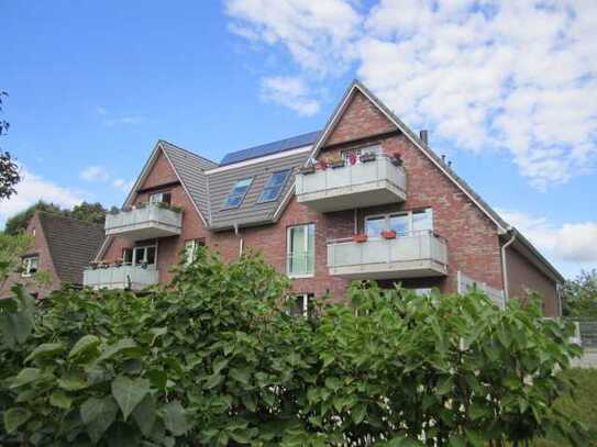 Fußnähe zum EKZ Herold Center - ruhige Gartenwohnung mit Balkon - Fahrstuhl - TG-Platz