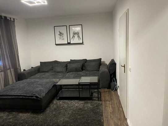 Exklusive 3-Zimmer-Wohnung mit EBK in zentraler Lage ab 01.05.2024! WG-geeignet!