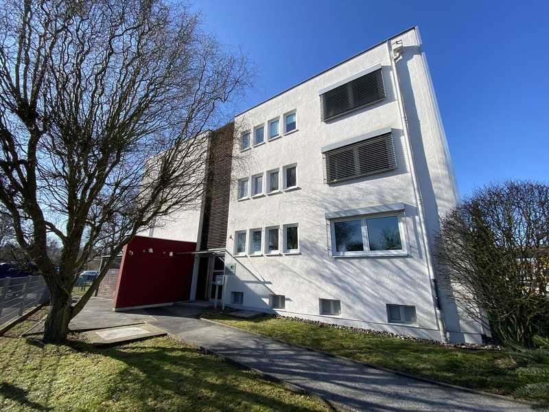                                                               Attraktive 3-Zimmer-Wohnung mit moderner Einbauk&uuml;che und Balkon                                                       in Seidmannsdorf (Coburg)