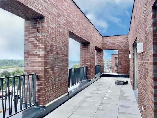 * luxuriöses Penthouse mit grandiosem Blick, Dachterrasse, gemütlichem Kamin und Sauna *