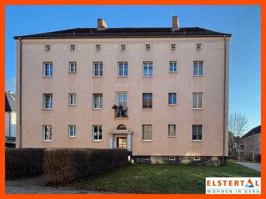 Helle, charmante Wohnung in ruhiger, zentrumsnaher Lage! Küche und Bad mit Fenster!