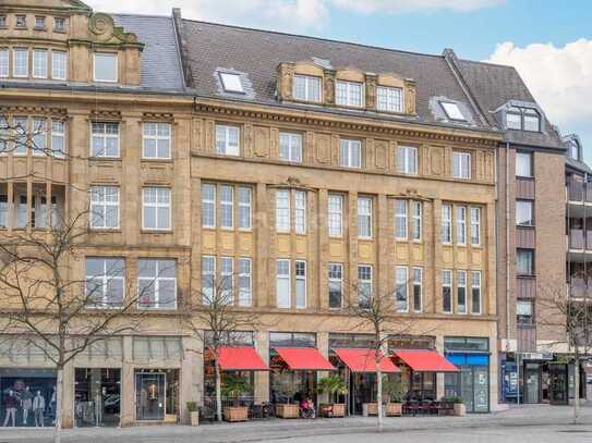 Moderne Büroflächen direkt am Markt!