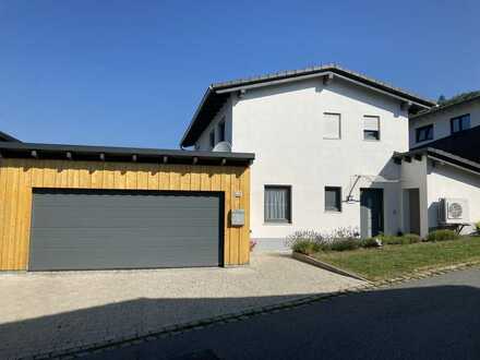Ansprechendes 3-Zimmer-Einfamilienhaus mit EBK in Schönberg