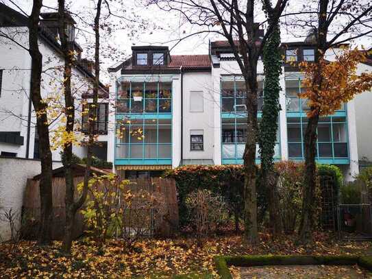 Bezugsfreie 2-Zimmer-Wohnung mit Balkon in Unterhaching