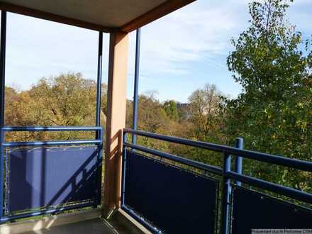 Mit Blick auf die Wertach - helle 3-Zimmer-Wohnung in Pfersee