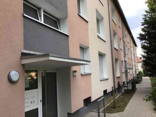 Helle 3-Raumwohnung mit Balkon zu vermieten.