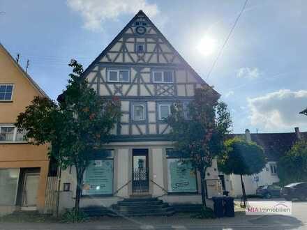 ZENTRAL GELEGEN: Einzigartiges Wohn- und Geschäftshaus mitten in Dörzbach