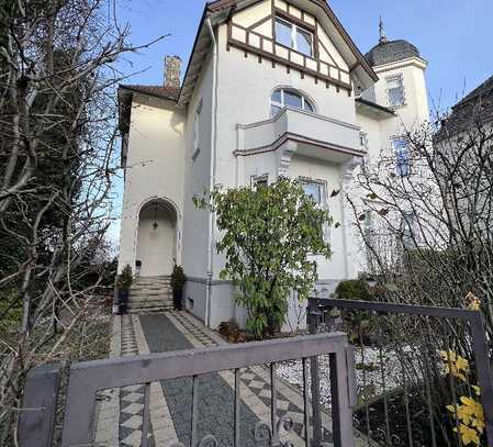 Residenz im Jugendstil 
mit separater ca. 280m² Gewerbeeinheit in Mettmann