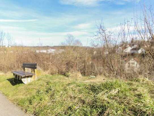 Vollerschlossenes Baugrundstück mit unverbautem Blick in ruhiger Lage von Sigmaringen