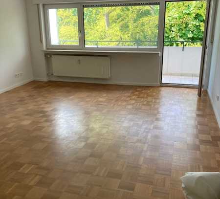 Helle 4-Zimmer Wohnung in Top-Lage am Schlosspark Durlach