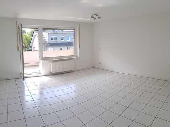 Sehr schöne 2-Zimmer Wohnung mit Terrasse in Oberhausen (Klosterhardt-Süd)