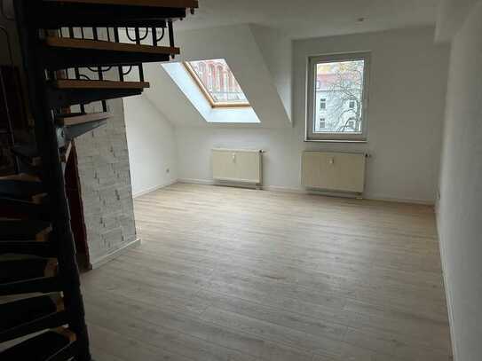 Helle Dachgeschosswohnung - Krausenstraße 22 Gartenhaus