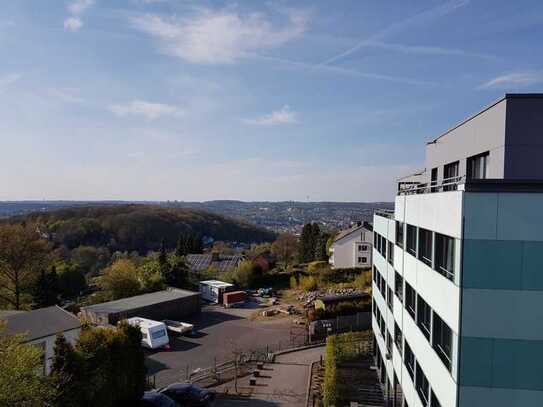 Top Blick über Elberfeld - 3 Zimmer KDB mit Balkon