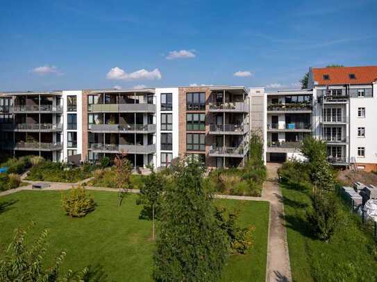 Wohnen im Park - sonnige 2-Zimmer-Wohnung im 1. OG mit Blick ins Grüne