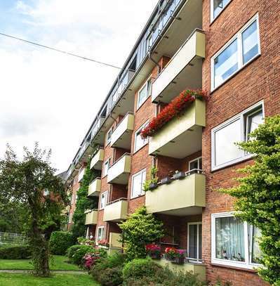 Großzügige 2,5-Zimmer-Wohnung mit Balkon - nahe Blücherplatz