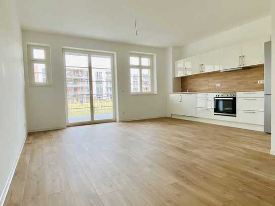 Helle 2,5-Zimmer-Maisonette-Whg - großer Balkon - EBK - Galerie - eigenes Parkhaus